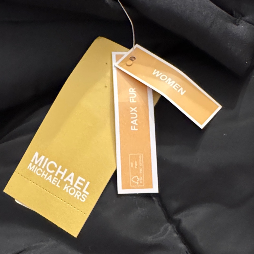 Michael Kors Black Puffer Jacket with Faux Fur Trim - Picture 5 of 8